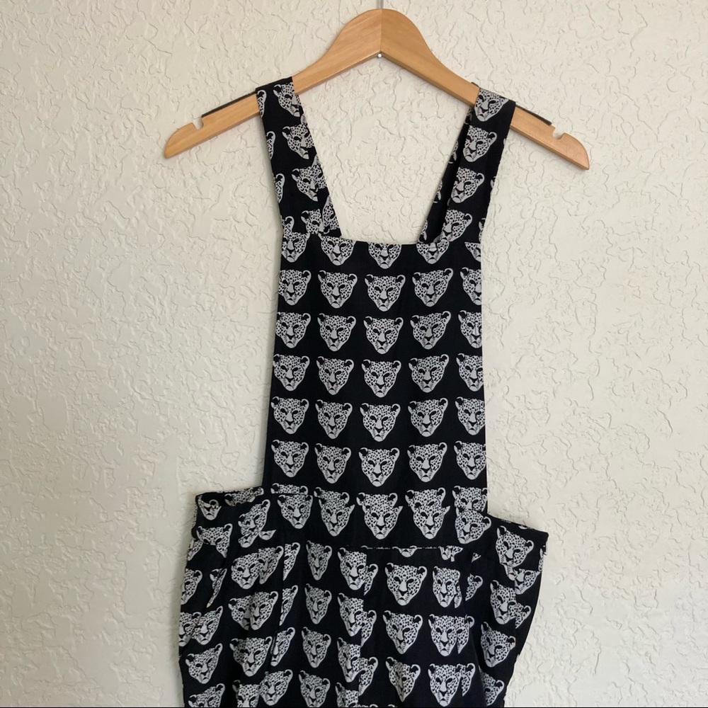 Lavish Alice black animal print art to wear overalls - Picture 5 of 13